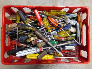 lot 76 image: Crate of Screwdrivers