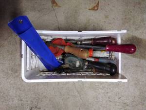 lot 80 image: Box of Miscellaneous Drivers