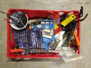 lot 98 image: Crate of Allen Wrenches