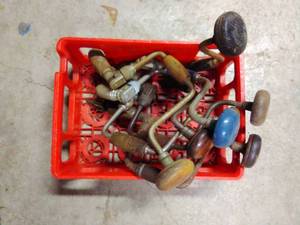 lot 125 image: Crate of Manual Drills