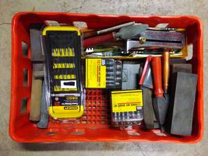 lot 138 image: Crate of Miscellaneous Tools