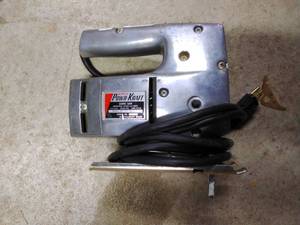 lot 147 image: Powr Kraft Sabre Saw