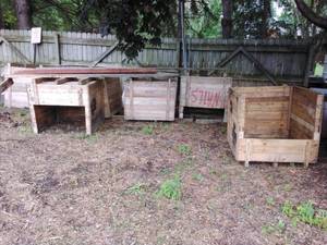lot 208 image: 6 HUGE Wooden Crates  Gaylords