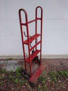 lot 211 image: Furniture Dolly