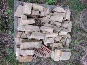 lot 235 image: Pallet of Flagstone