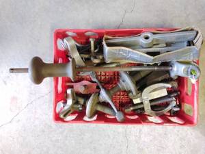 lot 172 image: Steering Wheel Pulls