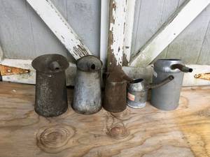 lot 349 image: 5 Galvanized oil cans