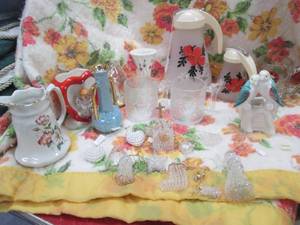 lot 71 image: Lot of Pyrex and stoneware...