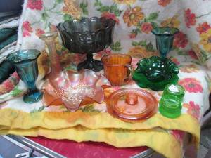 lot 75 image: Lot of glassware...
