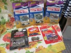 lot 78 image: Lot of vintage toy cars...