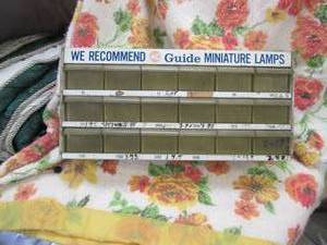 lot 87 image: Guide lamp display box...