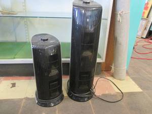 lot 101 image: 2 Hunter air purifiers...