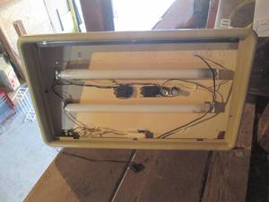 lot 21 image: Lighted sign back...