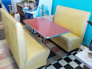 lot 204 image: Retro Dining Table and Booth Chairs...