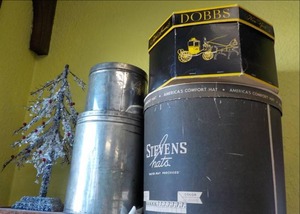 lot 205 image: Hat Boxes, Tins, Tree Dcor...