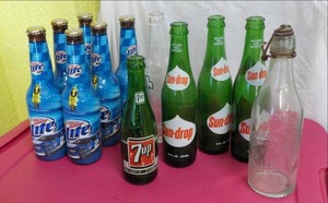 lot 233 image: Collectibles Bottles...