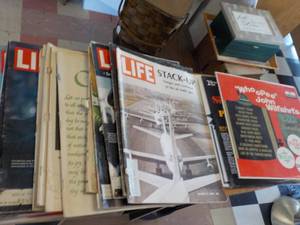 lot 283 image: Lot of Old Magazines and Polka Reco...