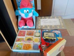 lot 289 image: Smurf Doll, Faith Hope Love Print, ...