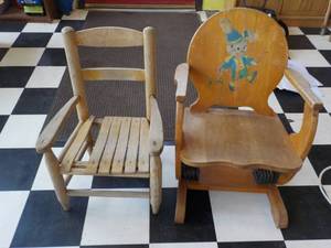 lot 306 image: 2 Very Vintage Childs Chair and Ro...
