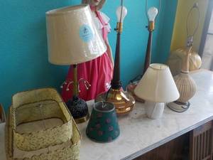 lot 323 image: Lamps Lot...