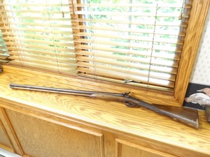 lot 7 image: Antique Perkins Black Powder Double Barrel Shotgun