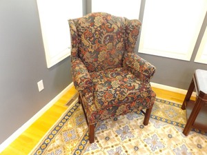 lot 81 image: Cushioned Armchair
