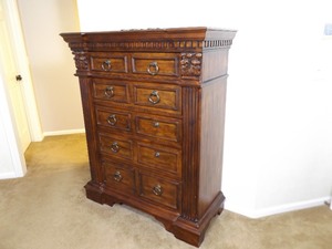 lot 92 image: SOLID Wood Dresser