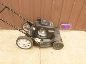 lot 22 image: Honda powered MTD self propelled lawn mower. Used. In good condition. Tested & works. As shown.