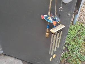 lot 7 image: Lot of 4 Chimes...