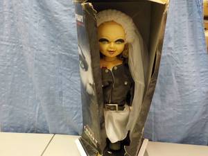 lot 24 image: Tiffany from Bride of Chucky 27 ta...