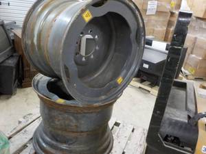 lot 133 image: Set of 2 Rims...