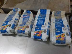 lot 142 image: 3 - 10 lb. Bags Keracolor U Unsande...