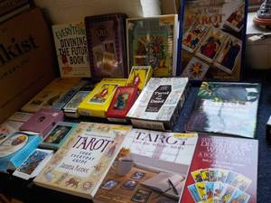 lot 73 image: Lot of Tarot Books...