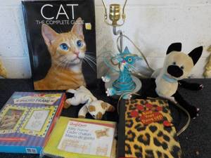 lot 75 image: Cat Lamp, Frames and more...