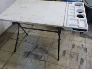 lot 99 image: America Crafter Table with Electric...
