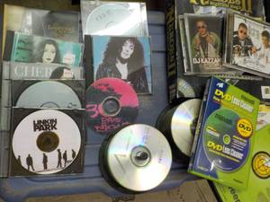 lot 189 image: Screen Creator, Cher, CD-R-Heroes I...