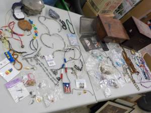 lot 232 image: Boxes and Jewelry...