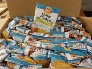 lot 292 image: Case of 64 Bags Lays Sea Salt and V...