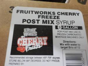 lot 318 image: 3 Gallon Fruitworks Cherry Freeze P...