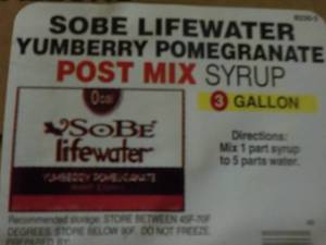 lot 322 image: 3 Gallon Sobe Lifewater Yumberry Po...