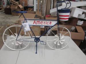 lot 1 image: America Bicycle Planter Garden Dc...
