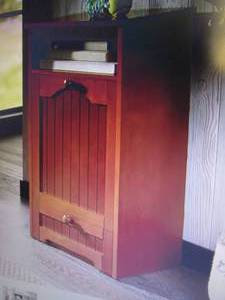 lot 14 image: Pet Storage Diner open box Retail $...