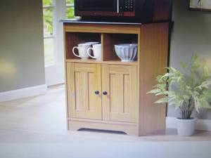 lot 67 image: Katie Microwave Stand open box, no ...