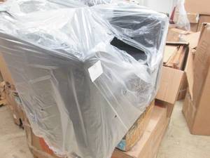lot 71 image: Hudson Barrel Chair open box Retail...