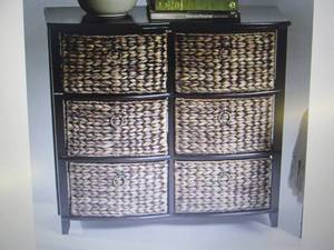 lot 94 image: Curved-Front 6-Basket Stand open bo...