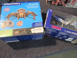 lot 220 image: Discovery RC Tarantula, Yamaha 4 Wh...
