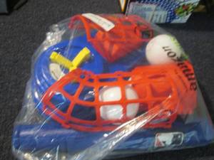lot 240 image: Franklin Sports MLB Baseball Pop A ...