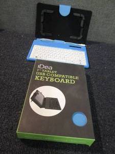 lot 262 image: 4 Idea 7 inch Tablet Usb Compatible...