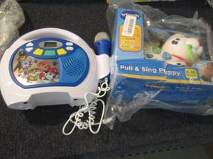 lot 284 image: PawPatrol Radio, Vtech Pull & Sing ...