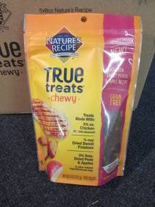 lot 298 image: 4-8 oz Bags Natures Recipe True Tre...